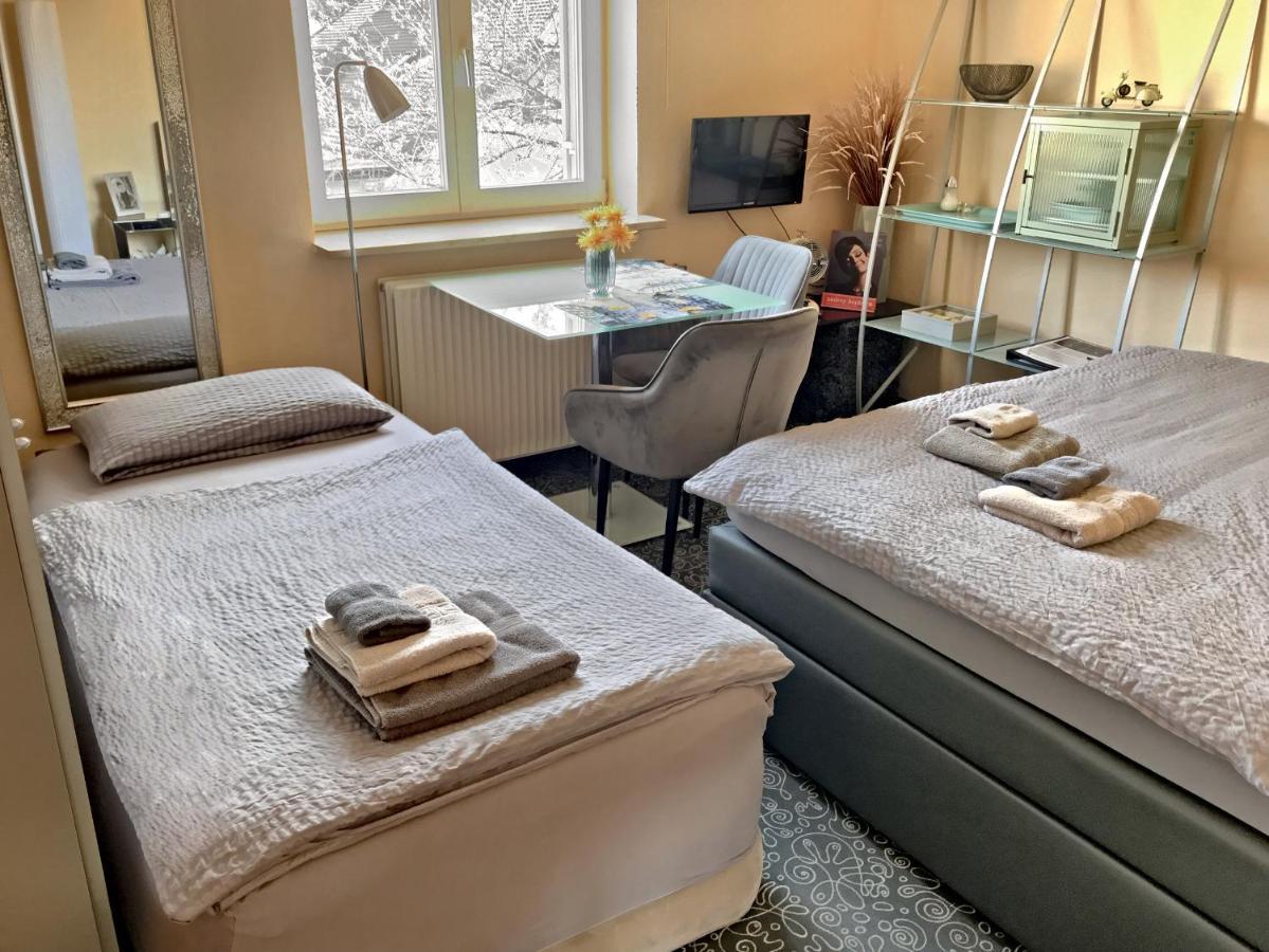 Lion Homestay Мюнхен Екстер'єр фото