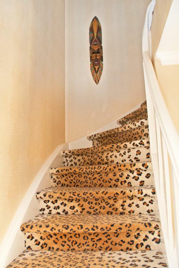 Lion Homestay Мюнхен Екстер'єр фото